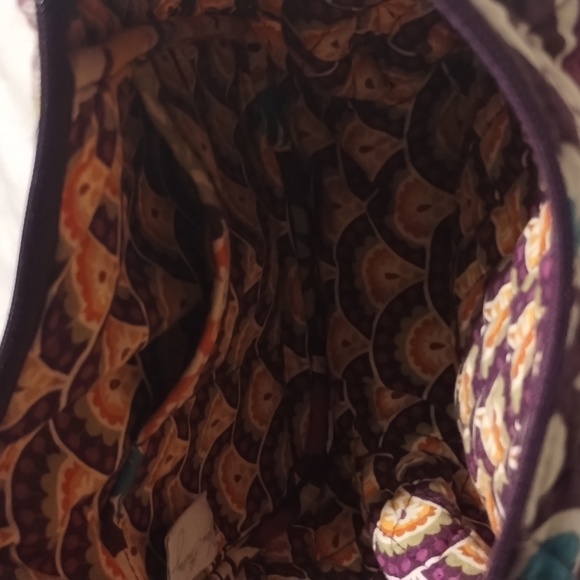 Woman's Cloth Crossbody Purse by Vera Bradley Color: Multicolored - Picture 5 of 14